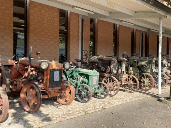 Im Panini-Museum: Diese Fahrzeuge haben schon bessere Zeiten gesehen