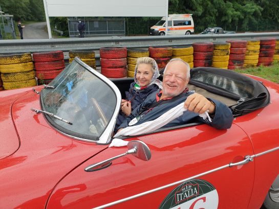 Bruno und Corinna - sie brauchten am Abend keine Dusche, ein Wäschetrockner reichte aus